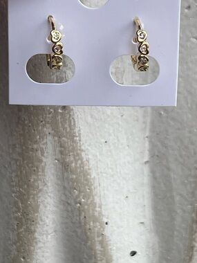 ⭐️- Gold Heart Accent mini Hoop Earrings with alternating clear stones